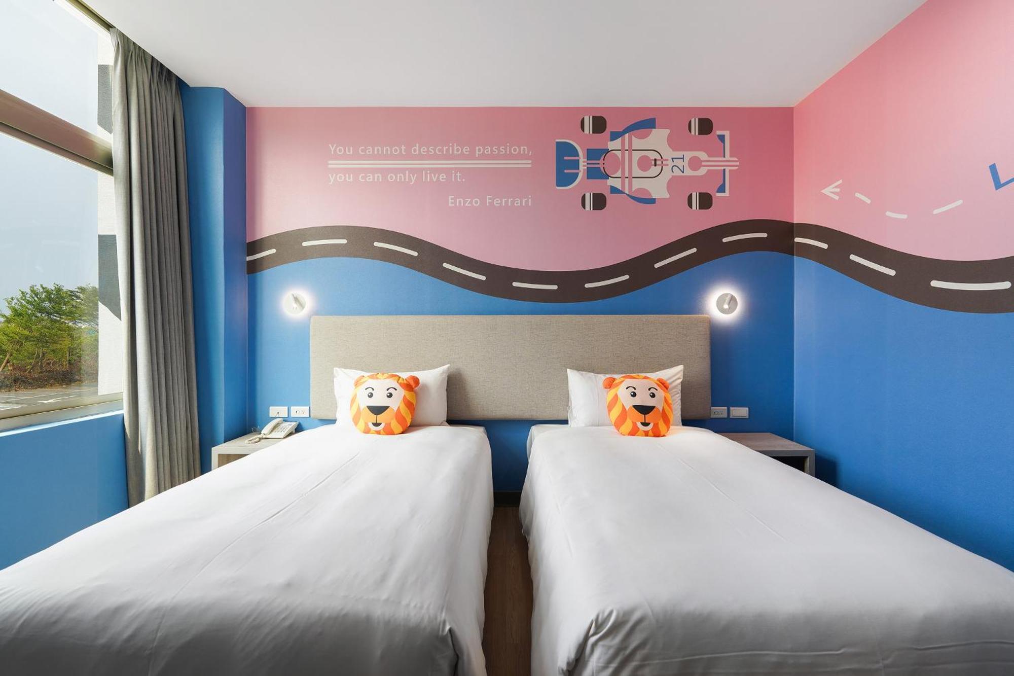Holiday Garden Hotel Skm Park Kaohsziung Kültér fotó