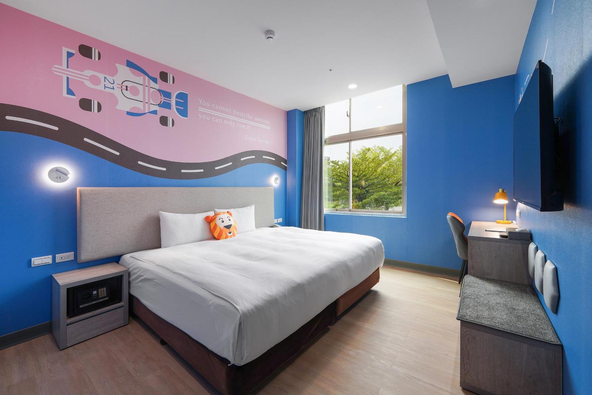 Holiday Garden Hotel Skm Park Kaohsziung Kültér fotó